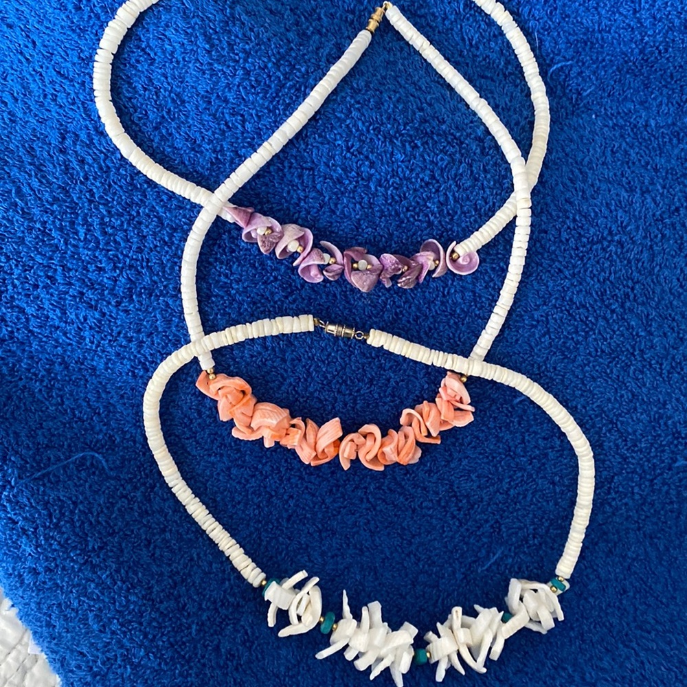 Vintage puka shell necklace